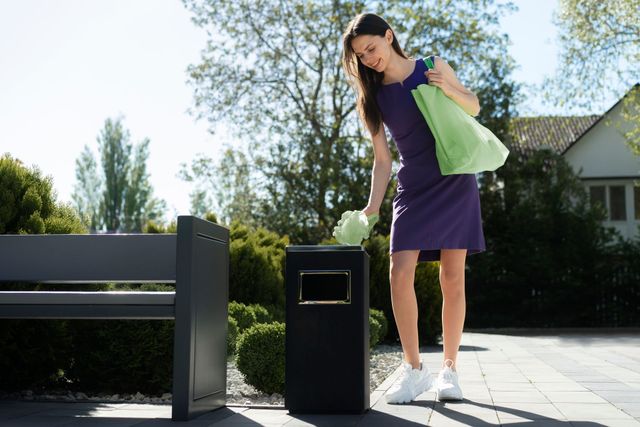 Los contenedores de Basura son m s que Recipientes